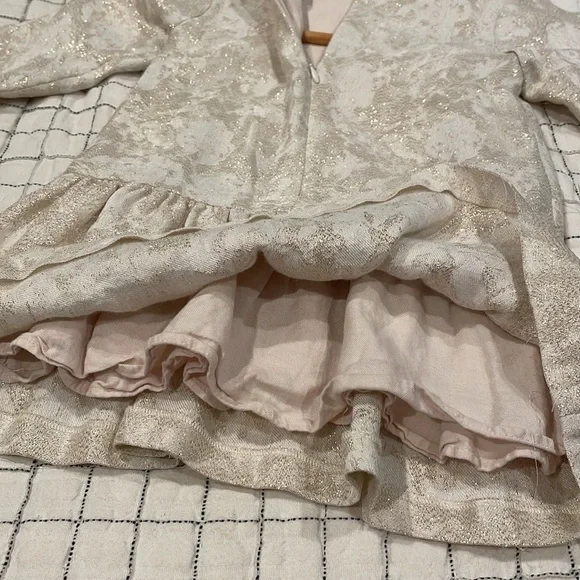 Chloe toddler sparkly gold dress size 3